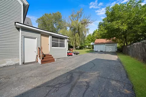 702 Dewey St, Harvard, IL 60033 photo 21