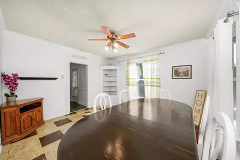 702 Dewey St, Harvard, IL 60033 photo 8