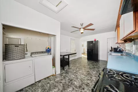 702 Dewey St, Harvard, IL 60033 photo 12