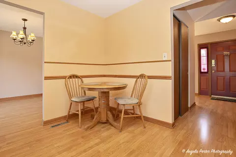 Entry Way - 4014 W Prestwick St, Mchenry, IL 60050 photo 2 of 2