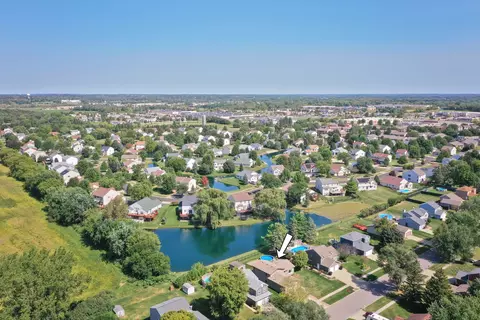 View/Area - 4014 W Prestwick St, Mchenry, IL 60050 photo 6 of 6