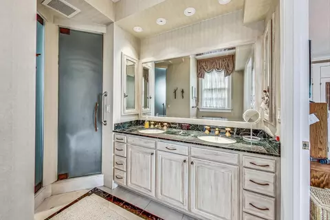 232 E Walton Pl #10E, Chicago, IL 60611 photo 21