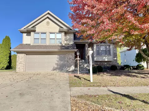 672 Cherokee Dr, Bourbonnais, IL 60914