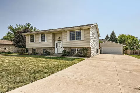 4019 Highland Rd, Zion, IL 60099