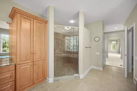 7 Willowcrest Dr #7, Oak Brook, IL 60523 photo 27
