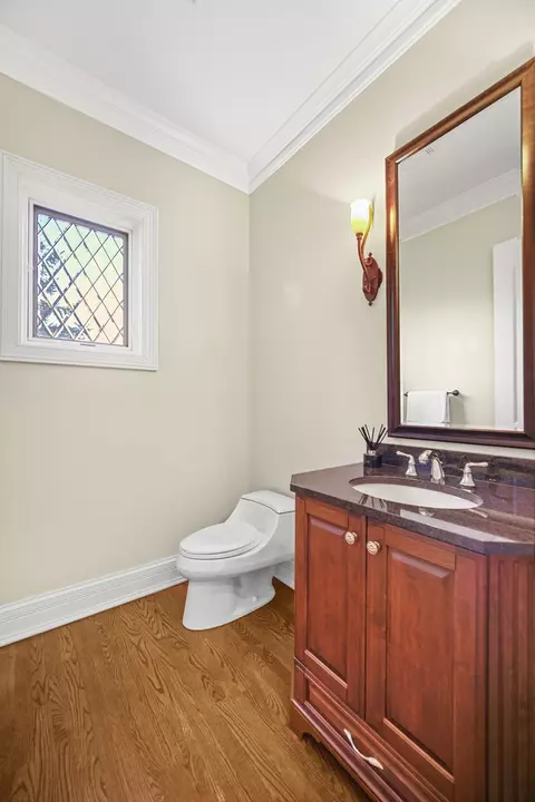 7 Willowcrest Dr #7, Oak Brook, IL 60523 photo 6