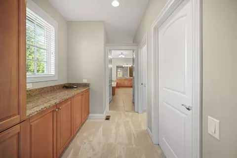 7 Willowcrest Dr #7, Oak Brook, IL 60523 photo 24