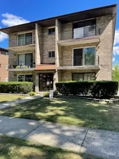 14533 Lamon Ave #3S, Midlothian, IL 60445