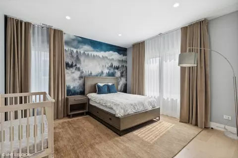 Bedroom - 803 Pine St, Winnetka, IL 60093 photo 6 of 9
