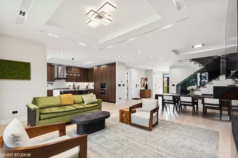 Living - 803 Pine St, Winnetka, IL 60093 photo 3 of 3