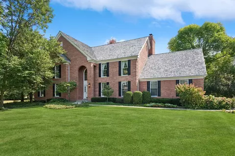 62 Coventry Ln, North Barrington, IL 60010