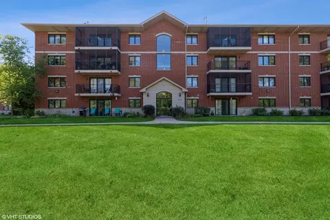 6870 W Winding Trl #205, Oak Forest, IL 60452