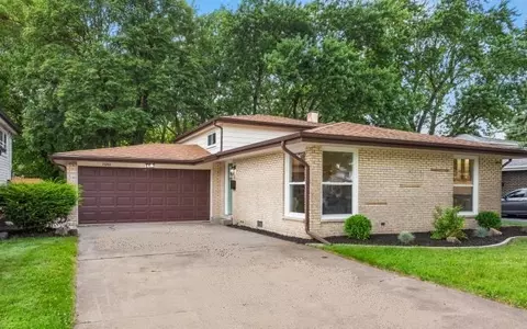 15242 Blackstone Ave, Dolton, IL 60419
