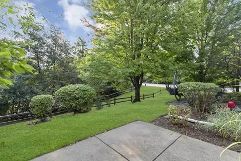 Exterior - 1495 Millbrook Dr, Algonquin, IL 60102 photo 5 of 5