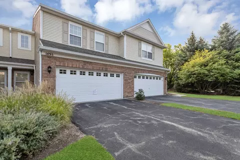 Exterior - 1495 Millbrook Dr, Algonquin, IL 60102 photo 2 of 5