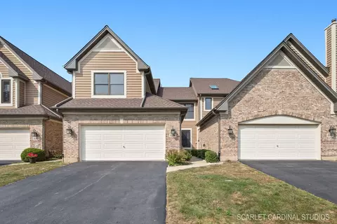 534 Rosebud S Dr, Lombard, IL 60148