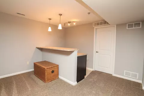 2 Winding Way, Bloomington, IL 61705 photo 14