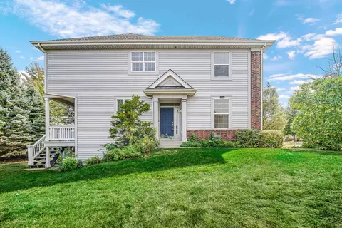 Exterior - 857 Linden Cir, Hoffman Estates, IL 60169 photo 3 of 4