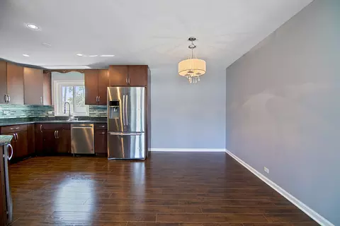 440 Lincoln Dr, Hoffman Estates, IL 60169 photo 6