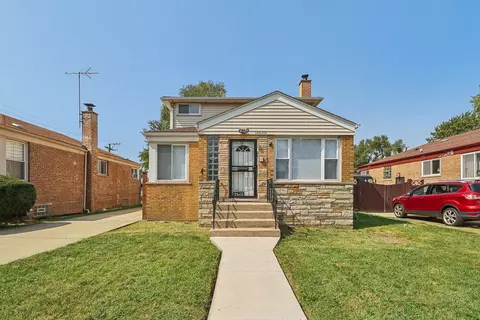 12628 S Racine Ave, Calumet Park, IL 60827