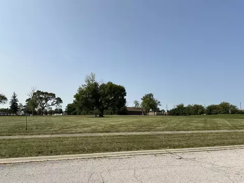432 Fairway Dr, Beecher, IL 60401 photo 2