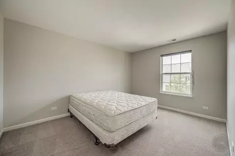 4004 Pompton Ct, Elgin, IL 60124 photo 25