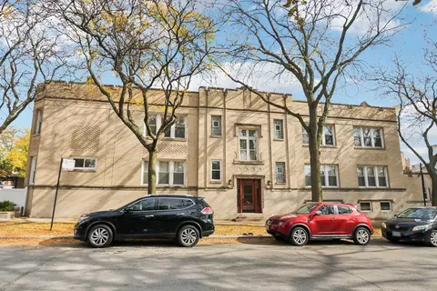 5057 N California Ave #2N, Chicago, IL 60625