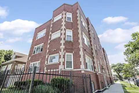 4101 W Iowa St #4, Chicago, IL 60651