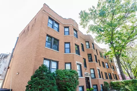 836 Wesley Ave #2, Oak Park, IL 60304