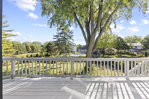 1913 Gladstone Dr, Wheaton, IL 60189 photo 12