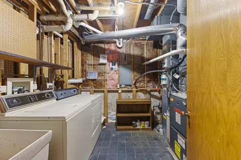 1913 Gladstone Dr, Wheaton, IL 60189 photo 26