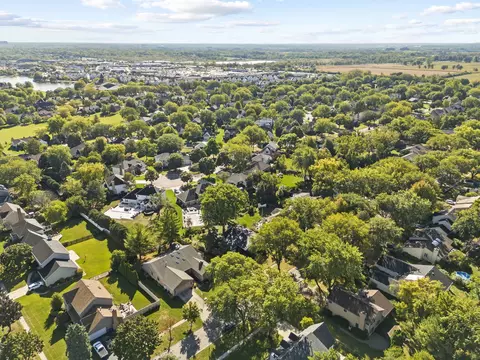 1913 Gladstone Dr, Wheaton, IL 60189 photo 34