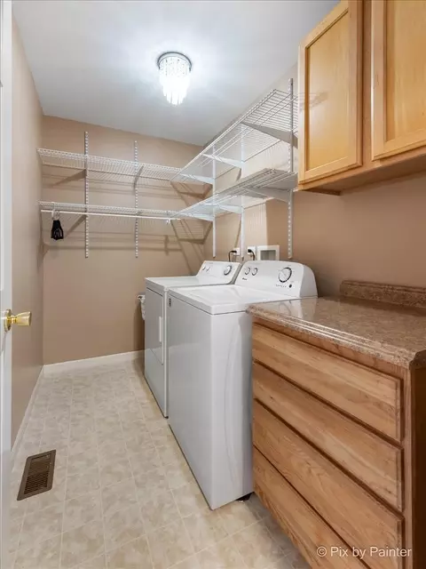 5742 Fieldstone Trl, Mchenry, IL 60050 photo 22
