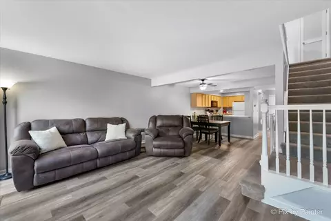 5742 Fieldstone Trl, Mchenry, IL 60050 photo 8