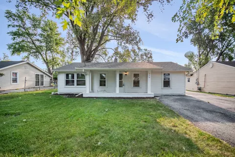 516 S Loucks St, Aurora, IL 60502