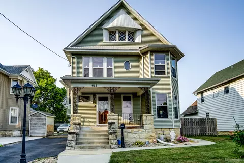 615 Darcy Ave, Joliet, IL 60436