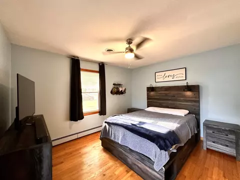 Bedroom - 71 S 4080 W Rd, Kankakee, IL 60901 photo 1 of 3