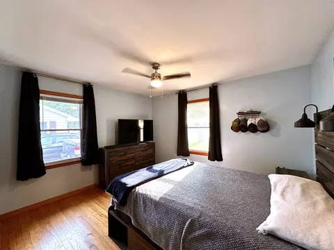Bedroom - 71 S 4080 W Rd, Kankakee, IL 60901 photo 2 of 3