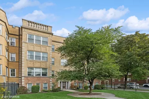 2636 W Logan Blvd #4, Chicago, IL 60647
