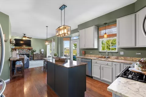 Kitchen - 7601 Heatherstone Ln, Plainfield, IL 60586 photo 1 of 3