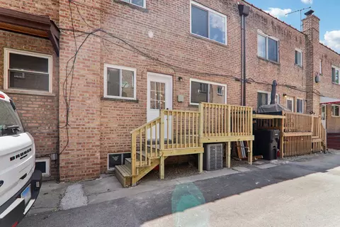 4322 N Kedvale Ave #D, Chicago, IL 60641