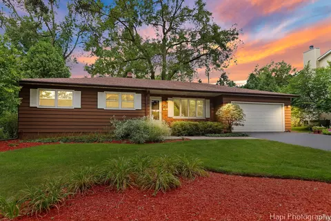 442 Winsor Dr, Antioch, IL 60002