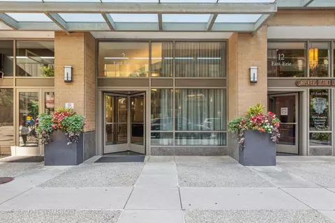 2 Erie St #3406, Chicago, IL 60611