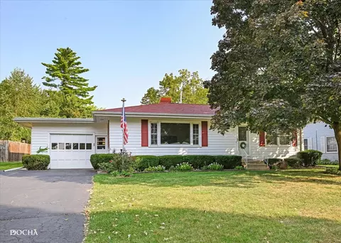 112 Delcy Dr, Dekalb, IL 60115