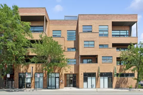 2216 W Armitage Ave #4A, Chicago, IL 60647