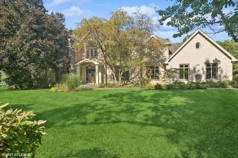 5821 Blue Heron Dr, Long Grove, IL 60047