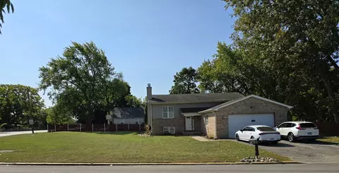 1908 Green Bay Rd, North Chicago, IL 60064
