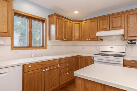 Kitchen - 1503 Ironwood Cc Dr, Normal, IL 61761 photo 4 of 4