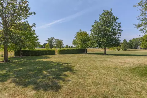 Exterior - 1503 Ironwood Cc Dr, Normal, IL 61761 photo 9 of 13