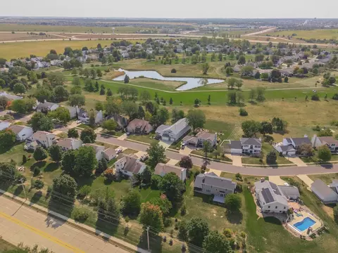 View/Area - 1503 Ironwood Cc Dr, Normal, IL 61761 photo 4 of 13